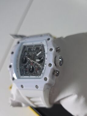 490.  Invicta Racing 39.5mm Silver Dial Unisex Quartz Watch